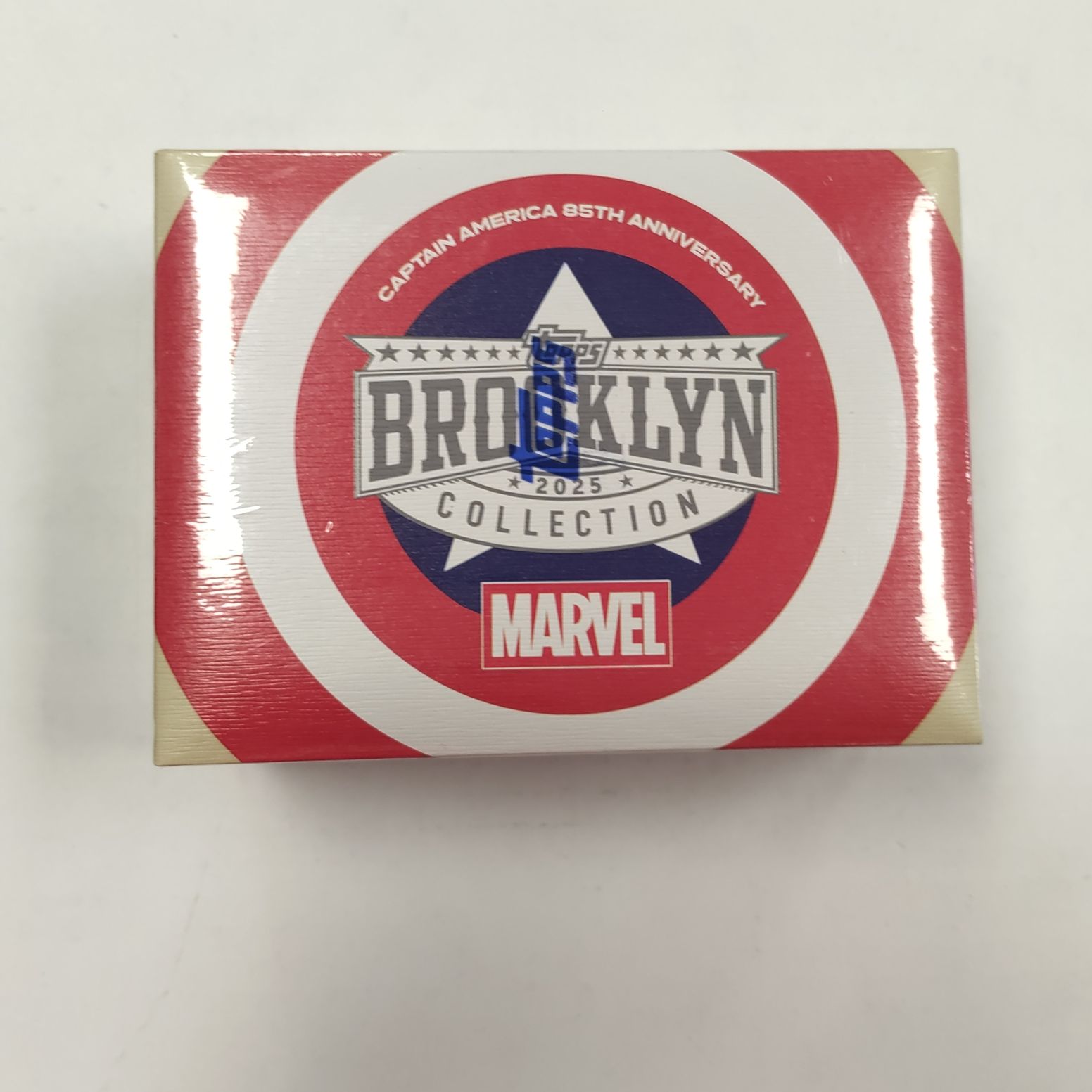 Topps 2025 Brooklyn Collection Marvel Captain America 85th Anniversary Trading Card Set